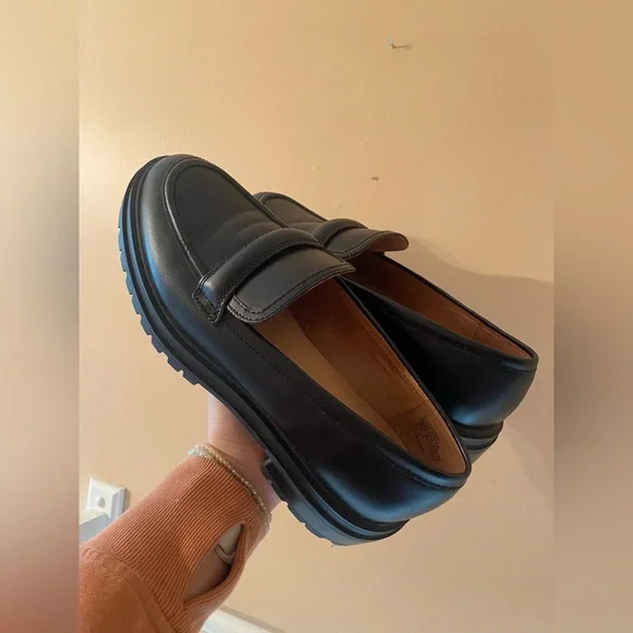 Madewell Black Leather Loafers - Picture 3 of 8